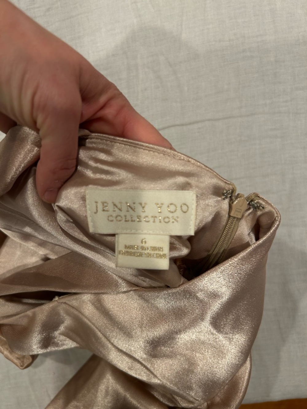 Jenny Yoo One-Shoulder Satin Gown in Champagne Gold size 6 - Picture 3 of 3